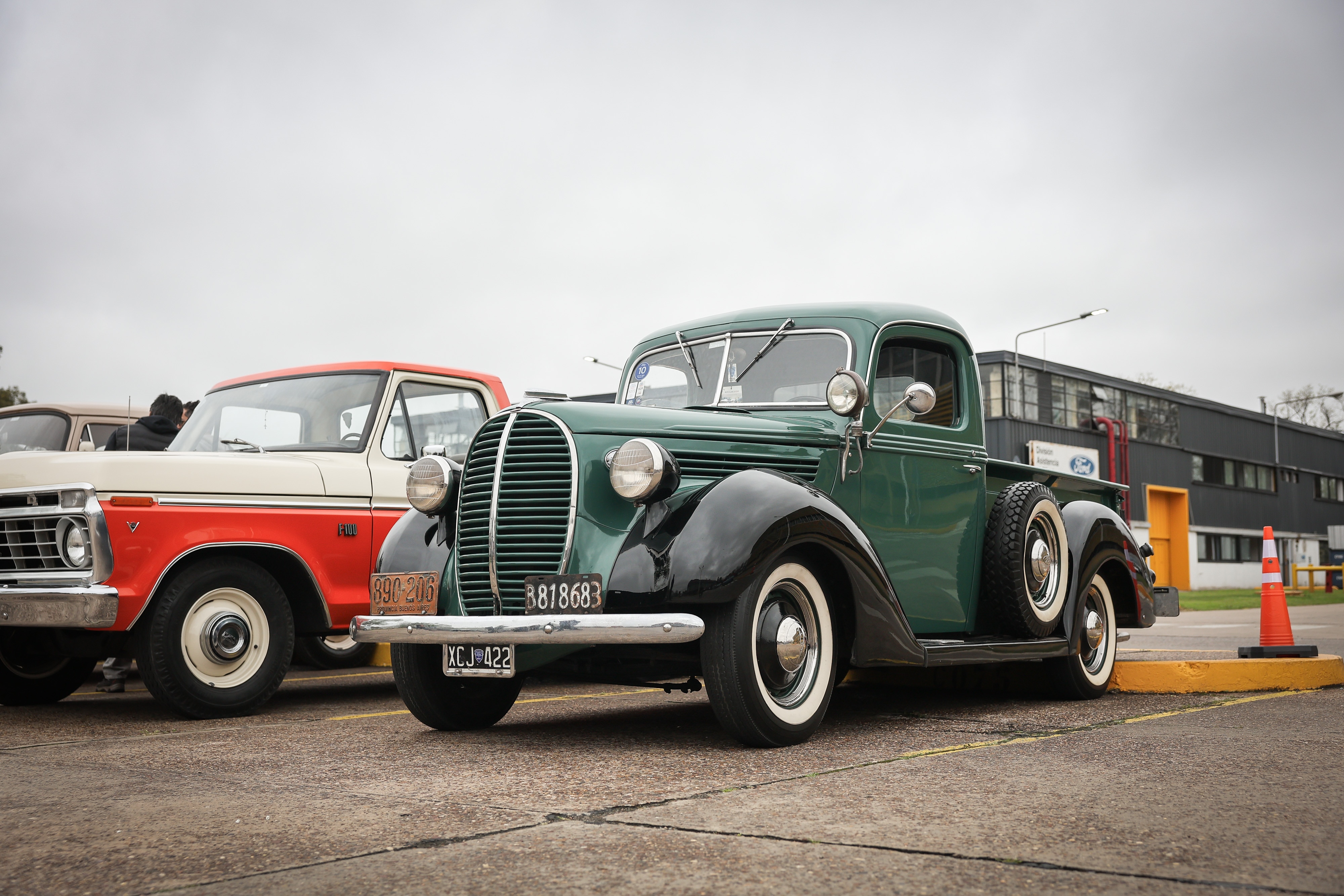 Mejor restauración: Pick-Up Ford 1938 Negro y verde 1938
